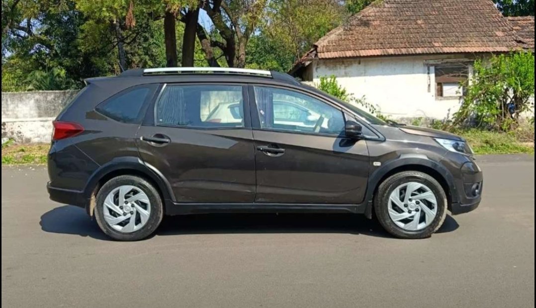 HONDA BR-V (I-D TEC V MT)