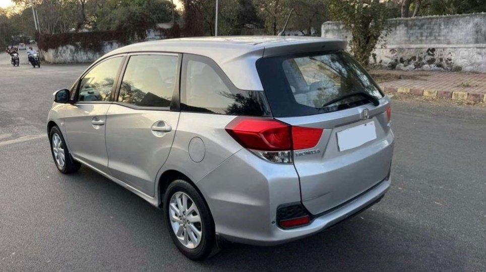 HONDA MOBILIO (2013)