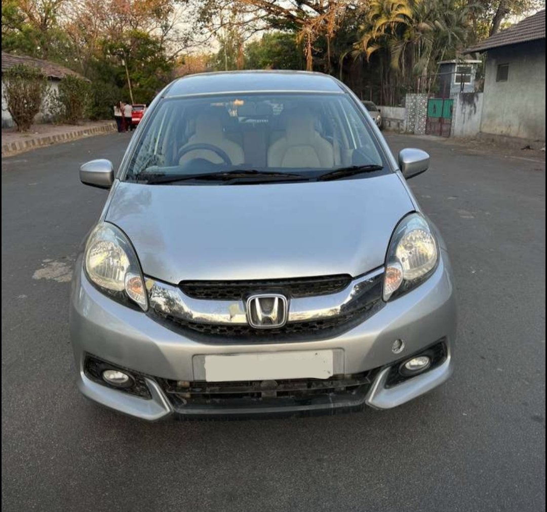 HONDA MOBILIO (2013)