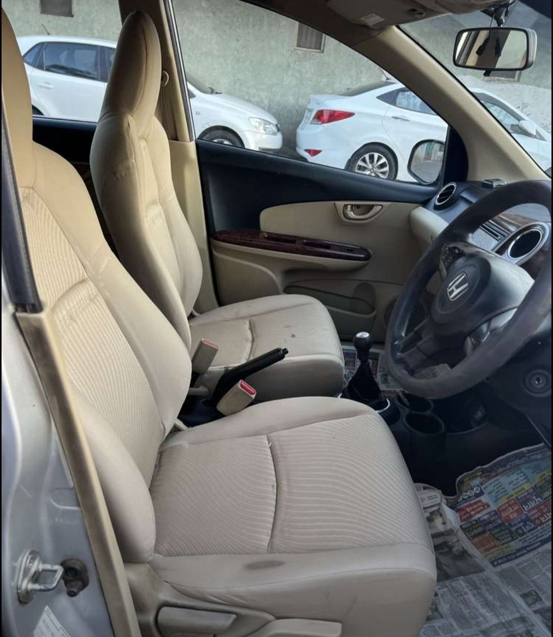 HONDA MOBILIO (2013)