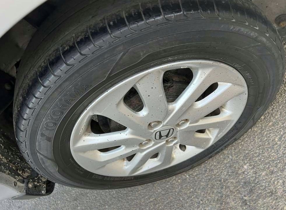 HONDA MOBILIO (2013)