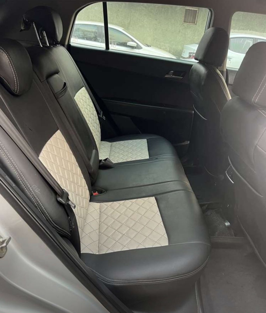 HYUNDAI CRETA 1.6 CRDI SX PLUS AT DUAL TONE