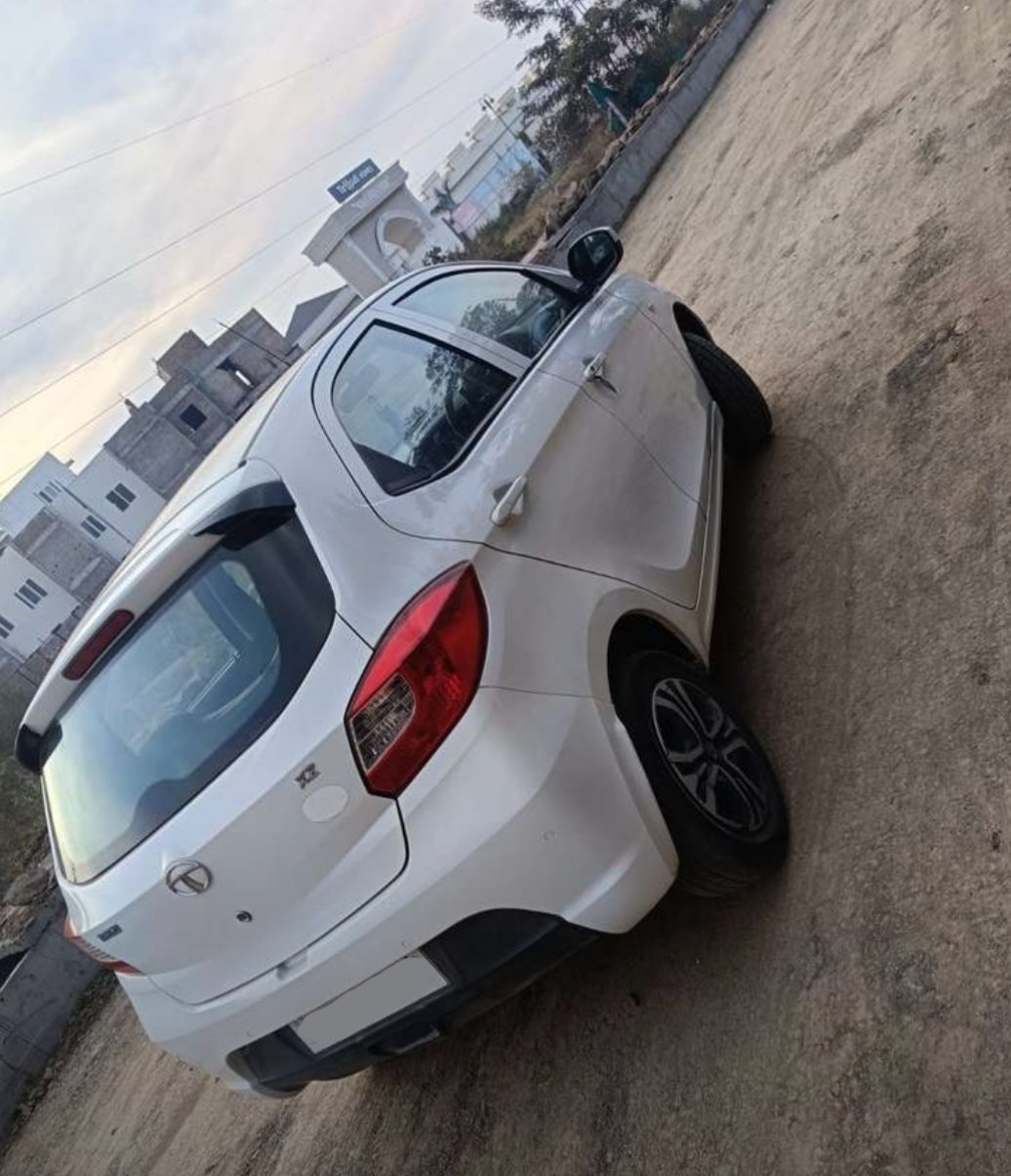 Tata Tiago XZ Petrol