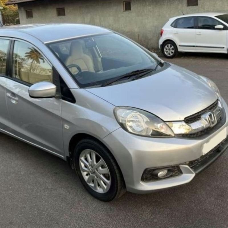 HONDA MOBILIO (2013)