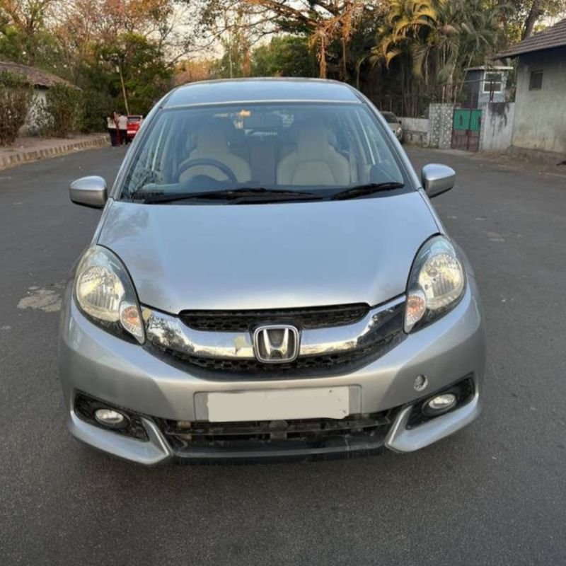 HONDA MOBILIO (2013)