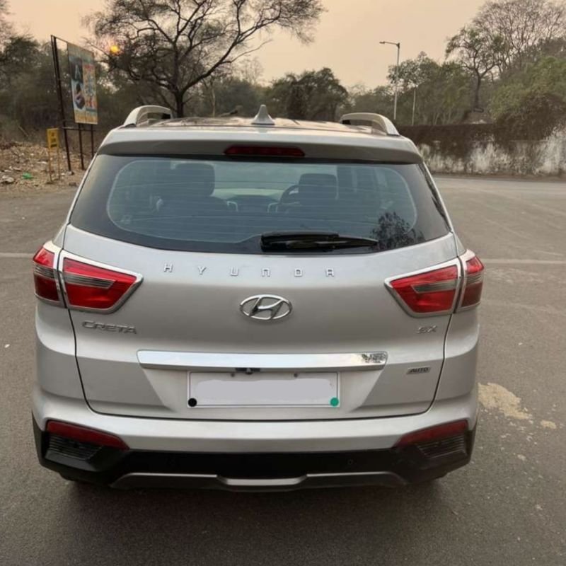 HYUNDAI CRETA 1.6 CRDI SX PLUS AT DUAL TONE