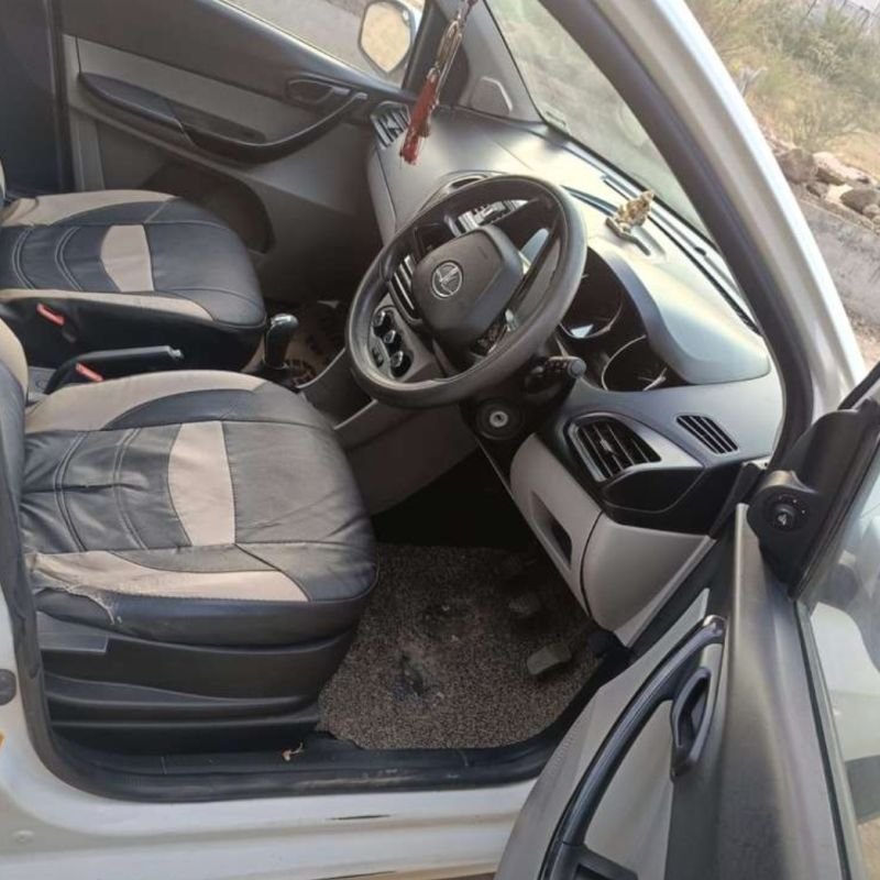 Tata Tiago XZ Petrol
